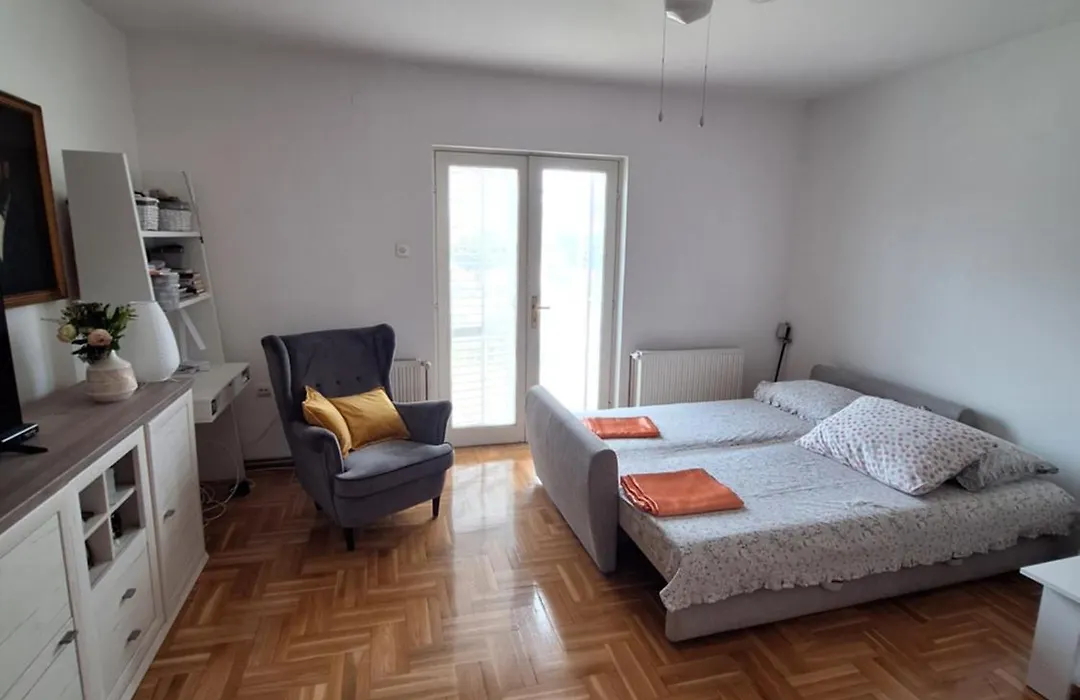 Apartment Zora-1
