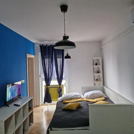 Studio Apartman Yolo Zagreb-2