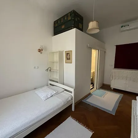 Guest House Ilicki Plac-2